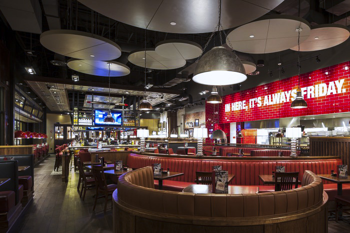 El nuevo logo de TGI Fridays y sus nuevos interiores - Frogx Three